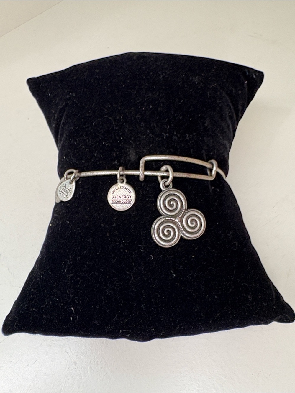 Alex and Ani Triskelion Charm Bangle – Rafaelian Silver
